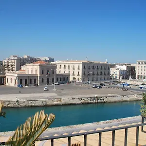 L'approdo Delle Sirene Bed & Breakfast
