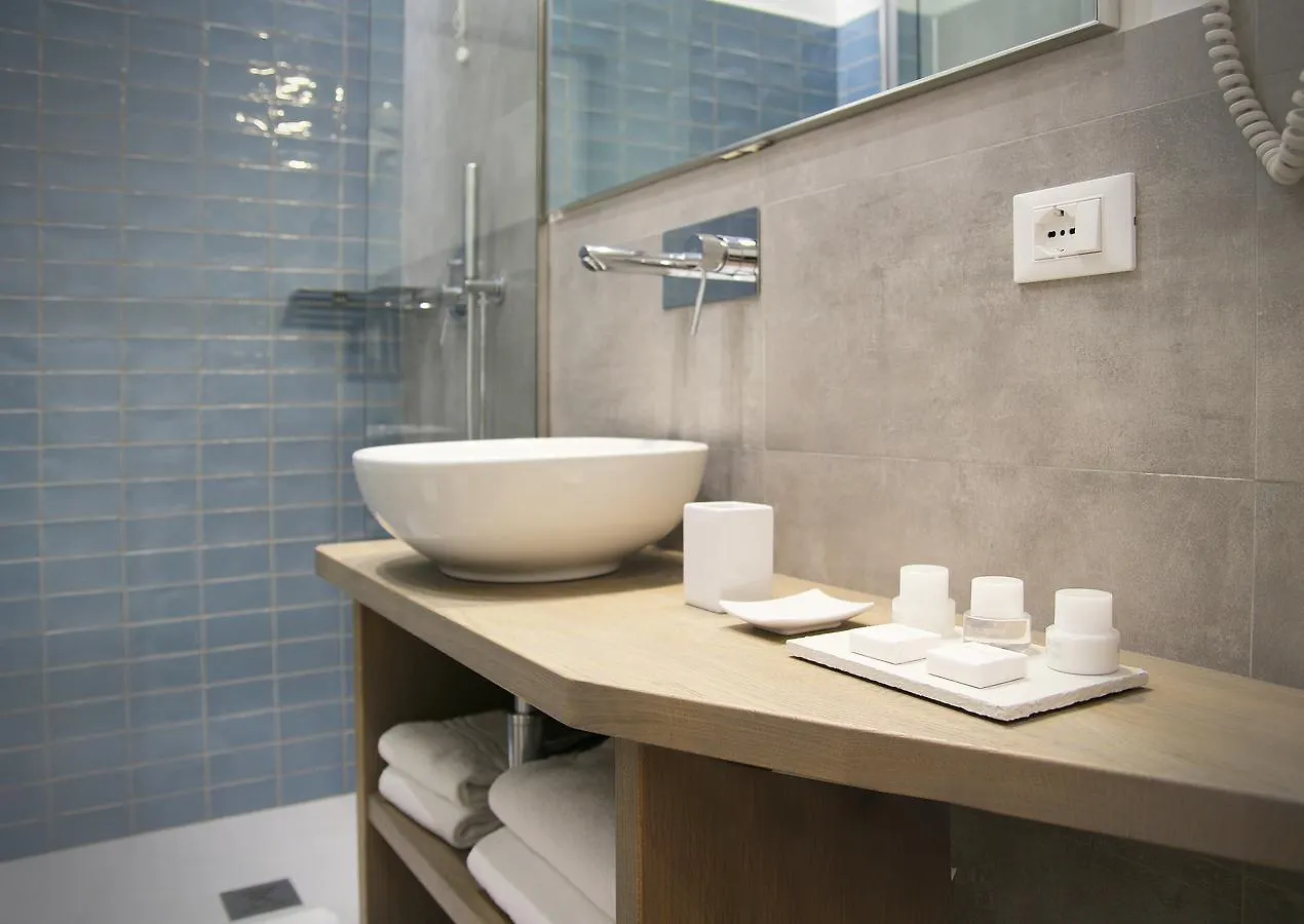 L'Ancora Hotel Porto Venere 2*,  Italy